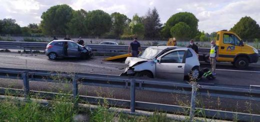 incidente con auto contromano